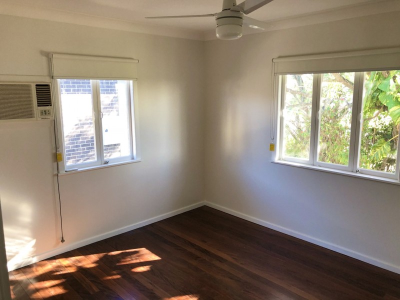 16 Basnett Street, Chermside West QLD 4032