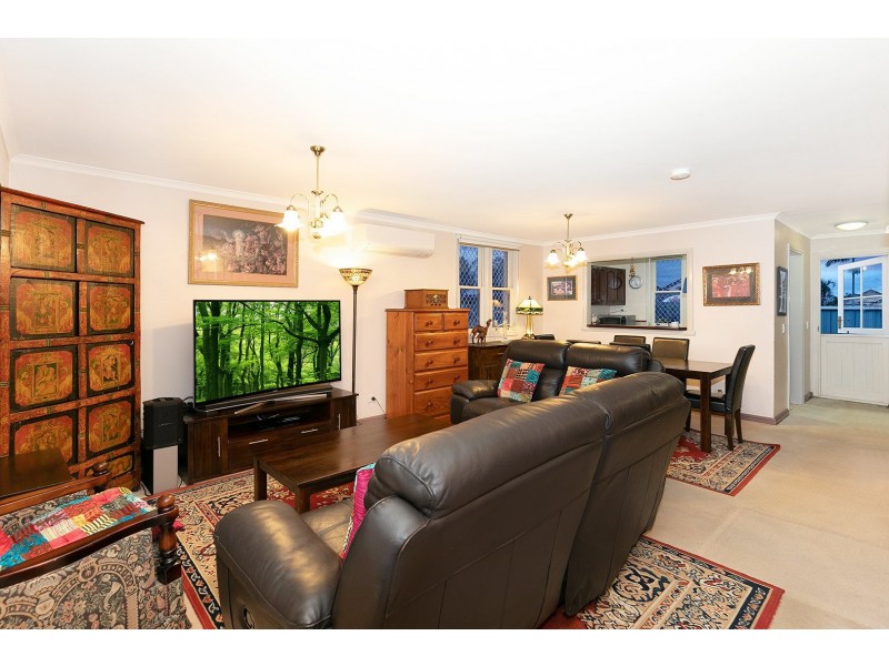 1/12 Jacaranda Close, Fitzgibbon QLD 4018