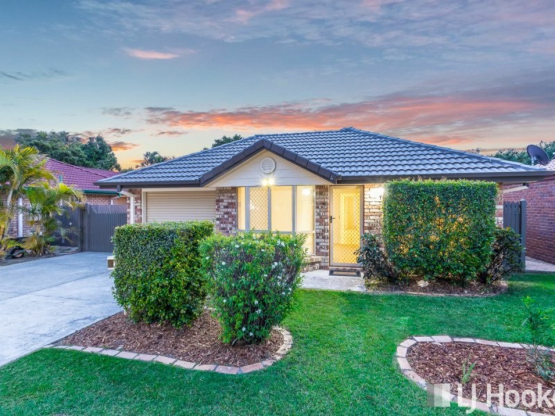 137 Cambridge Crescent, Fitzgibbon QLD 4018