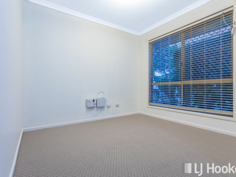 137 Cambridge Crescent, Fitzgibbon QLD 4018