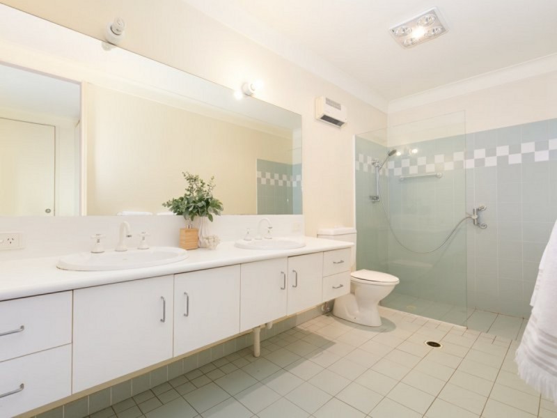 33 Roebig Street, Aspley QLD 4034