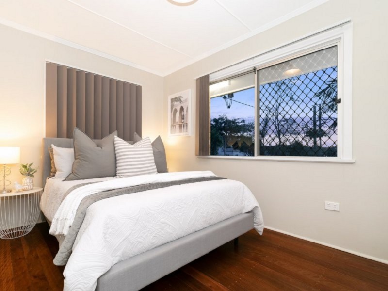 35 Bramcote Street, Chermside West QLD 4032