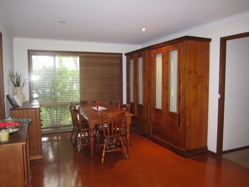 12 Balcara Avenue, Carseldine QLD 4034