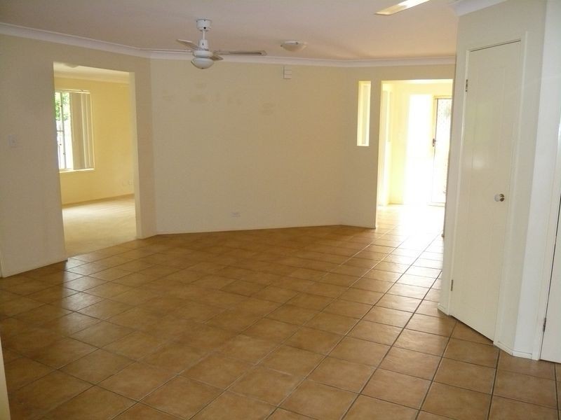 18 Ewan Place, Bracken Ridge QLD 4017