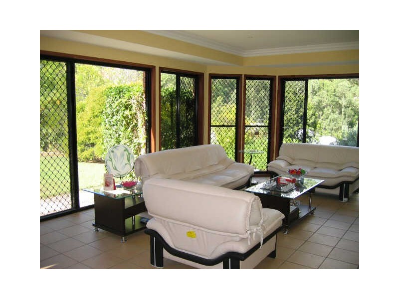 12 Alba Place, Bridgeman Downs QLD 4035