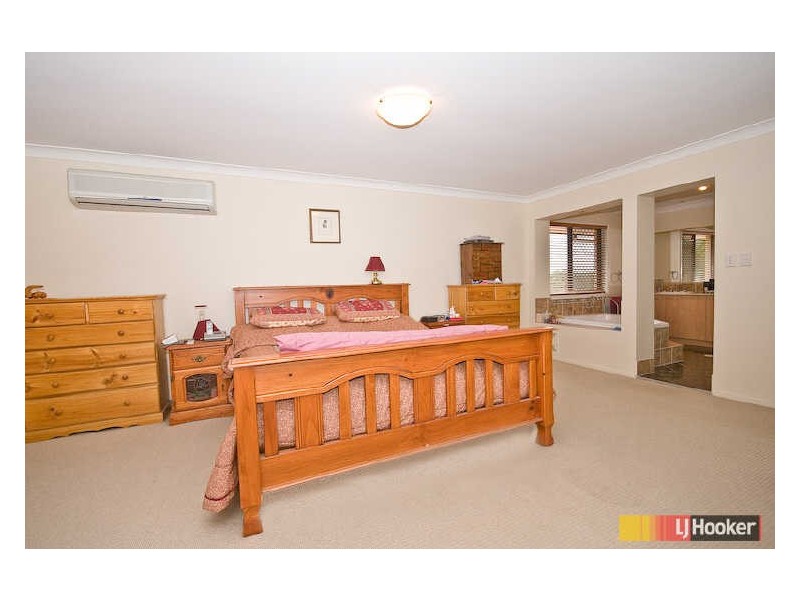 5 Dicaprio Circuit, Bridgeman Downs QLD 4035