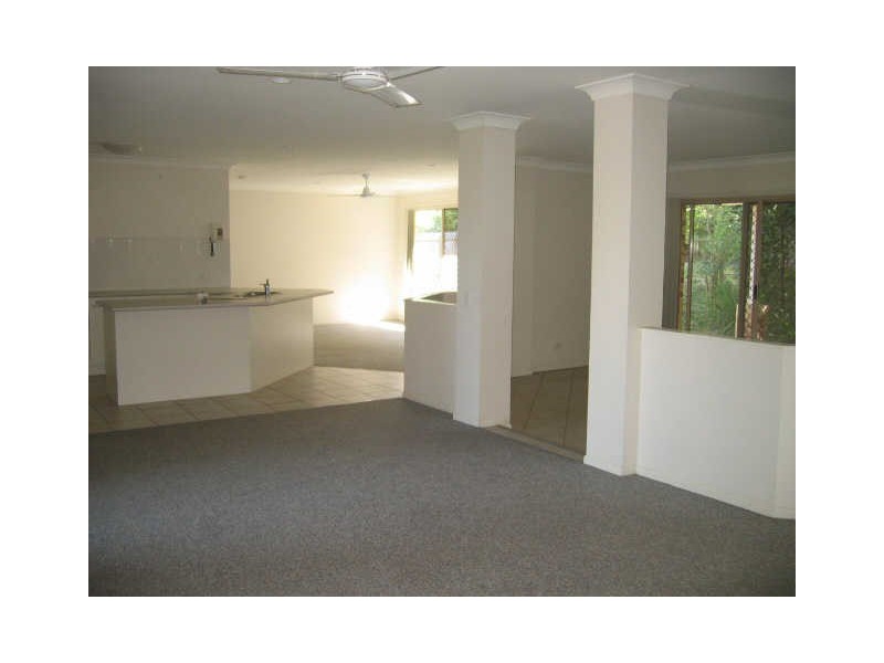 20 Carrington Place, Bridgeman Downs QLD 4035