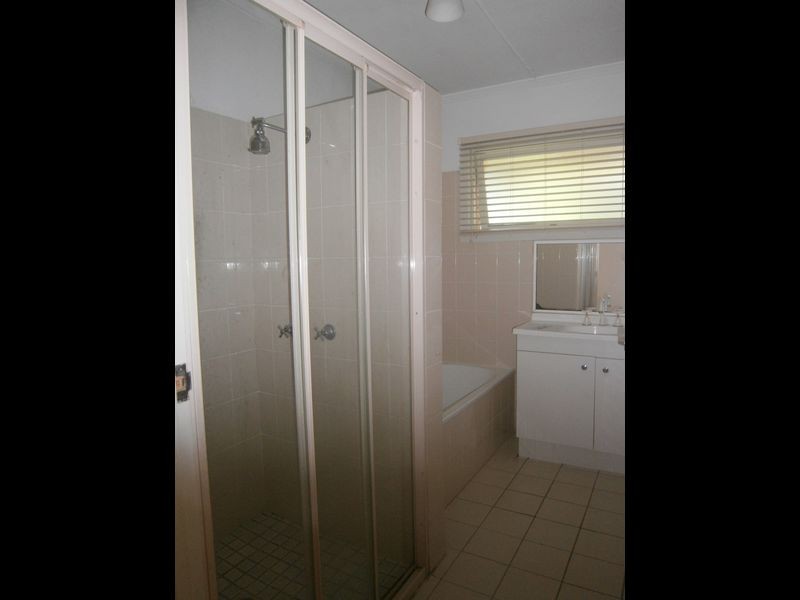 18 Bruce Street, Chermside QLD 4032