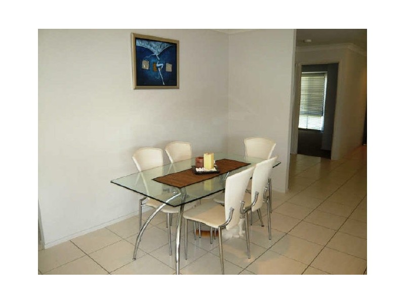 4 Nardoo Close, Carseldine QLD 4034