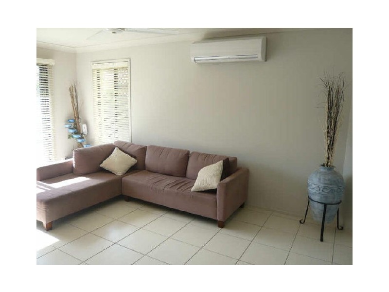 4 Nardoo Close, Carseldine QLD 4034