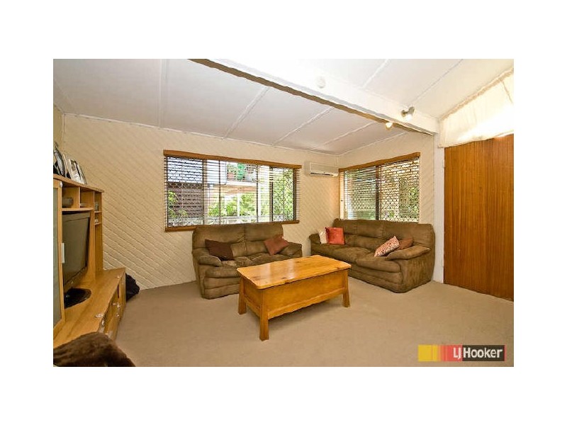 10 Narthanya Street, Chermside West QLD 4032