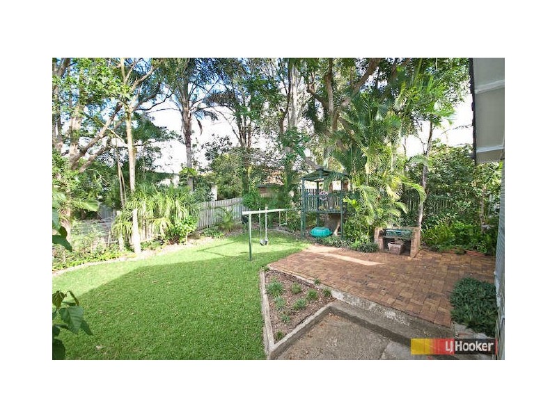 10 Narthanya Street, Chermside West QLD 4032