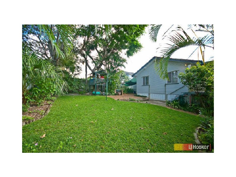 10 Narthanya Street, Chermside West QLD 4032
