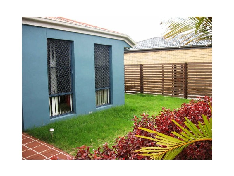 84 Waterlily Circuit, Carseldine QLD 4034