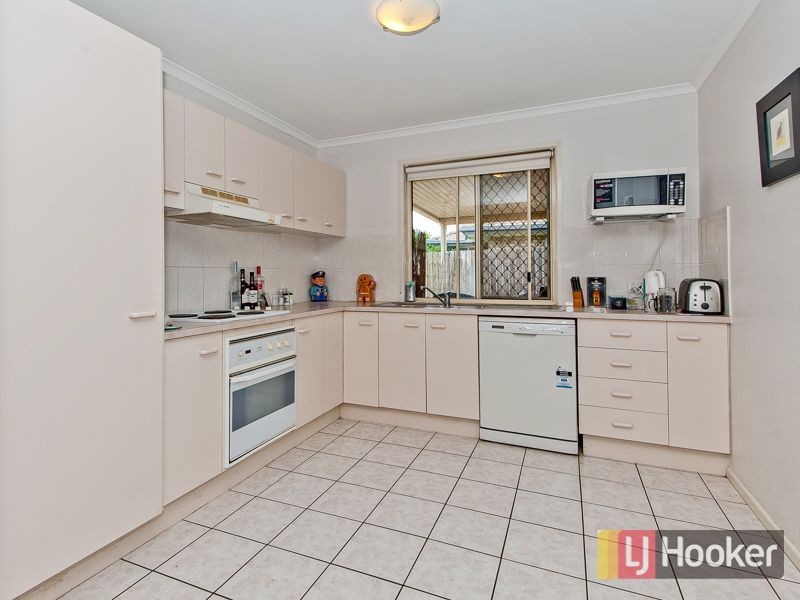 6 Hibiscus Circuit, Fitzgibbon QLD 4018