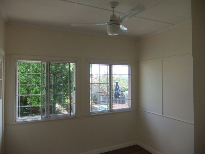 32 Sunny Avenue, Wavell Heights QLD 4012