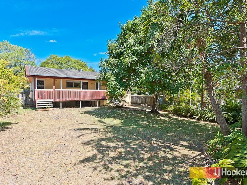 11 Ennerdale Street, Chermside West QLD 4032