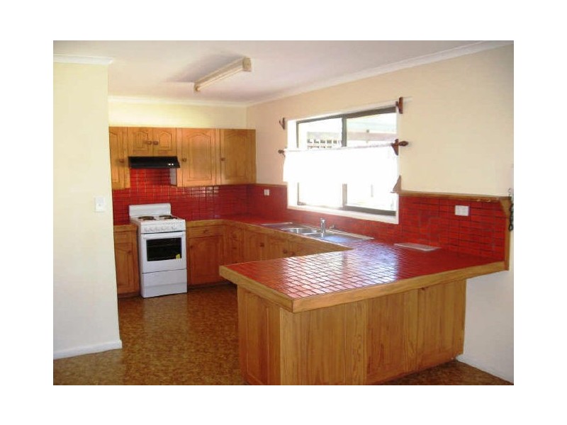 16 Avalon Court, Strathpine QLD 4500