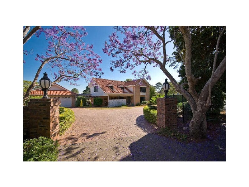 52 Retreat Street, Bridgeman Downs QLD 4035