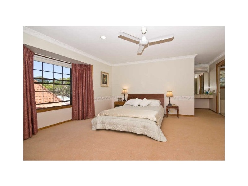 52 Retreat Street, Bridgeman Downs QLD 4035