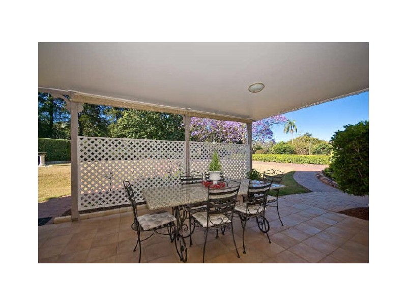 52 Retreat Street, Bridgeman Downs QLD 4035