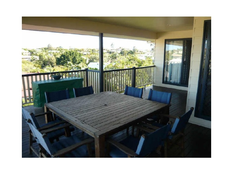 5 Sylvia Court, Eatons Hill QLD 4037