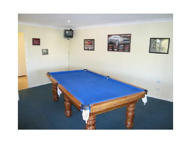 5 Sylvia Court, Eatons Hill QLD 4037