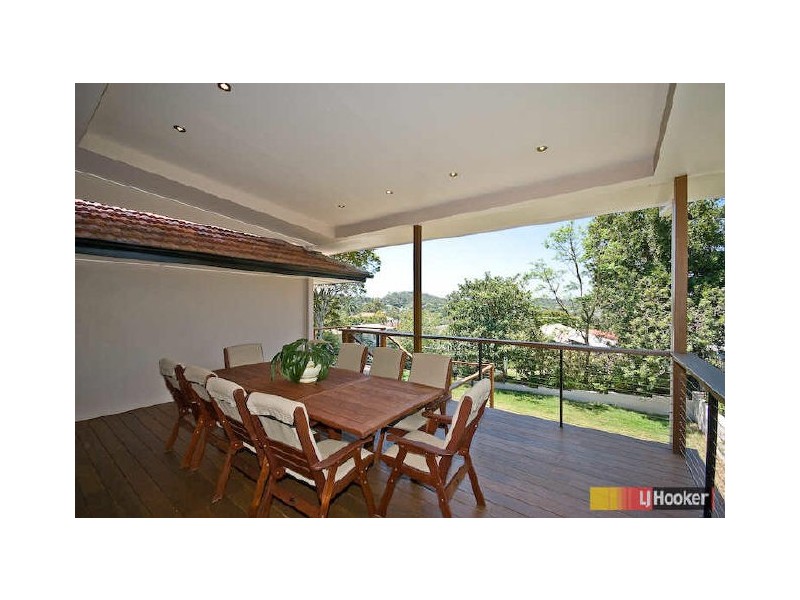 21 Eastbourne Street, Chermside West QLD 4032