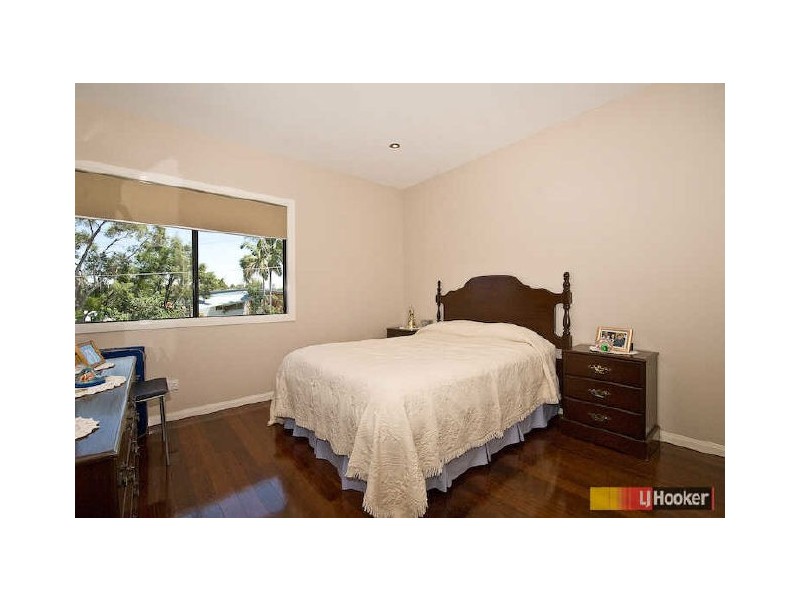 21 Eastbourne Street, Chermside West QLD 4032