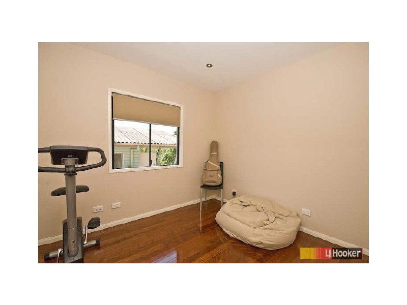 21 Eastbourne Street, Chermside West QLD 4032