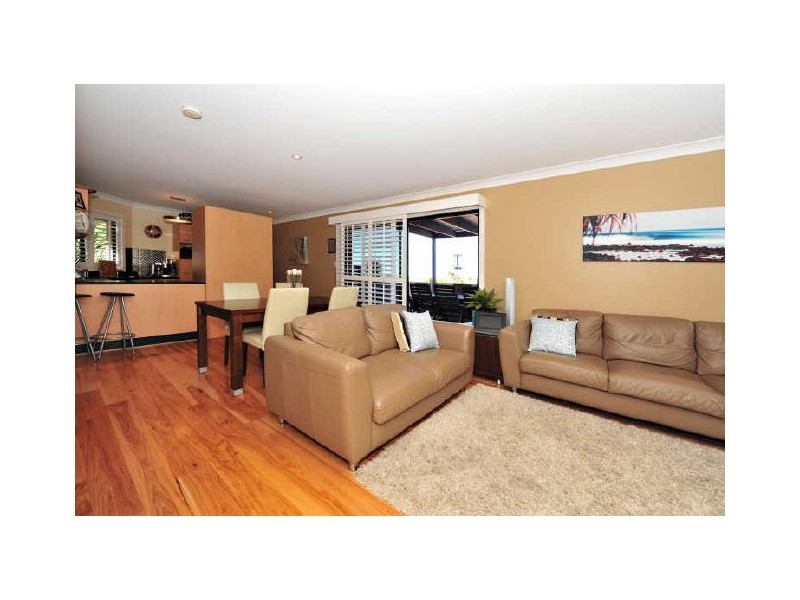 8/42 Hilltop Avenue, Chermside QLD 4032