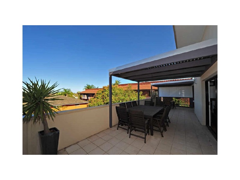 8/42 Hilltop Avenue, Chermside QLD 4032