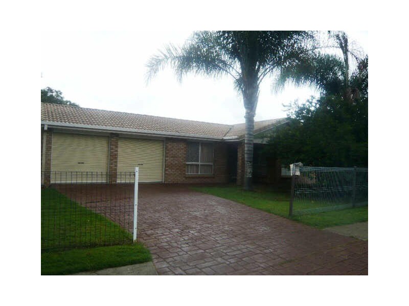 26 Balcara Avenue, Carseldine QLD 4034