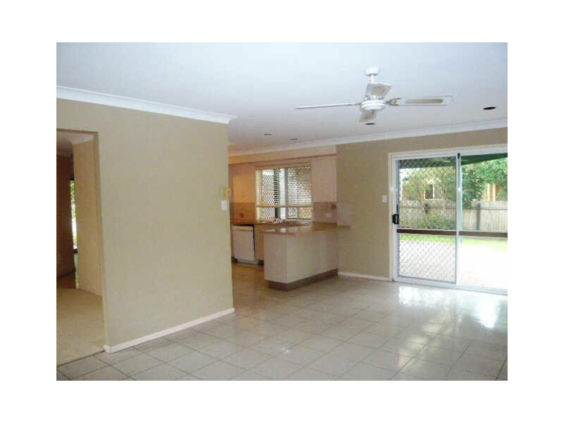 26 Balcara Avenue, Carseldine QLD 4034