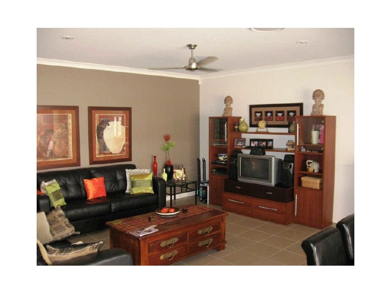 Bridgeman Downs QLD 4035