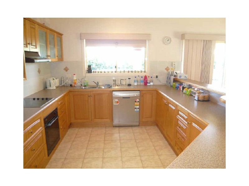 Eatons Hill QLD 4037