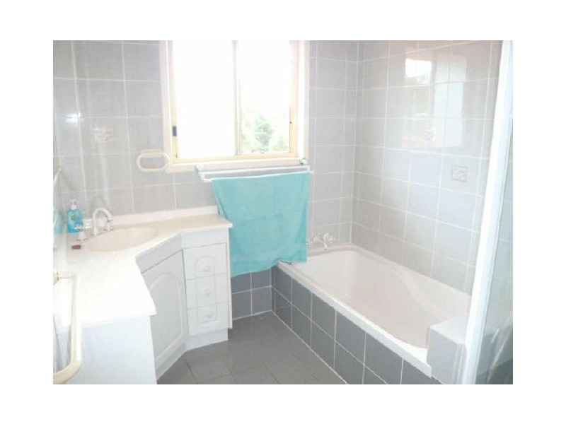 Eatons Hill QLD 4037