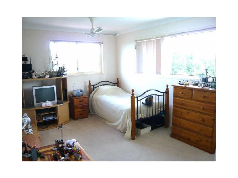 Eatons Hill QLD 4037