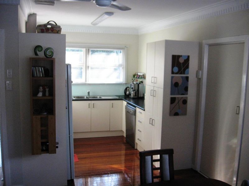 11 Fontayne Street, Aspley QLD 4034