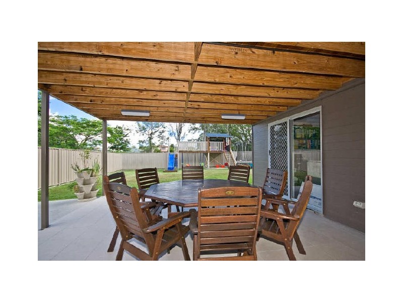 15 Lauren Street, Geebung QLD 4034