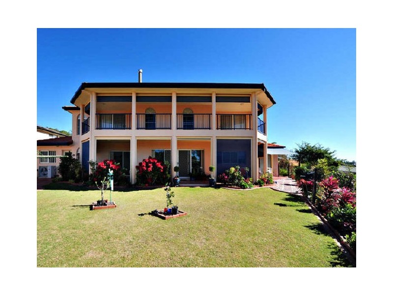 2 Castlehaven Close, Chermside West QLD 4032