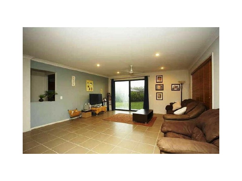 11 Macaranga Crescent, Carseldine QLD 4034