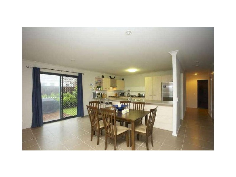 11 Macaranga Crescent, Carseldine QLD 4034