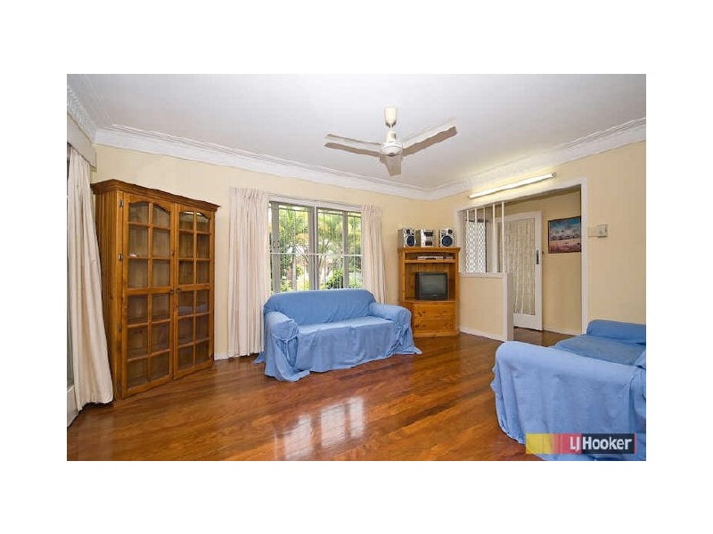 12 Cuthbert Street, Aspley QLD 4034