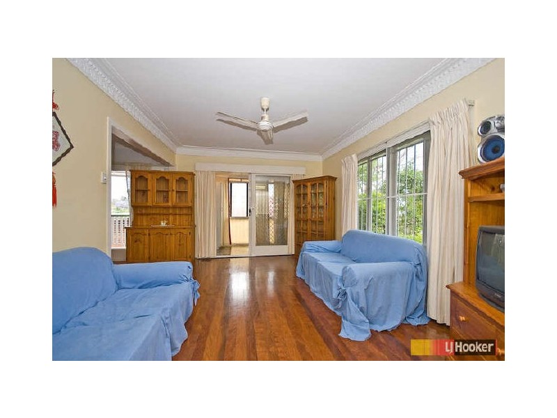 12 Cuthbert Street, Aspley QLD 4034