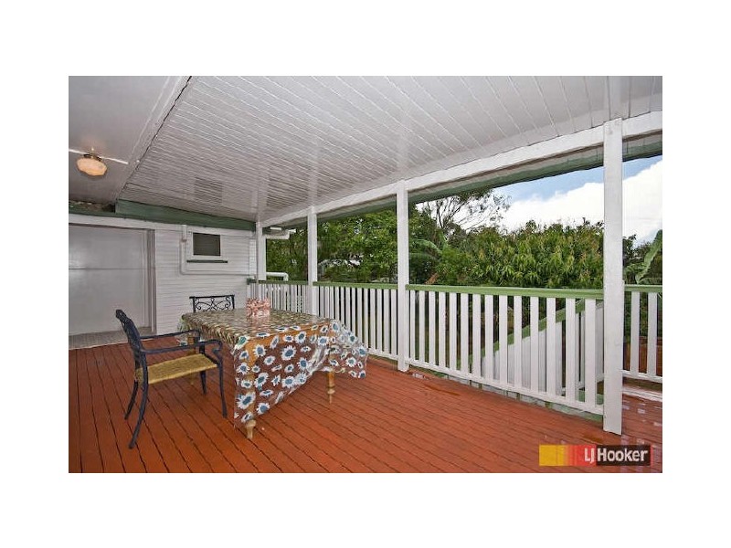 12 Cuthbert Street, Aspley QLD 4034