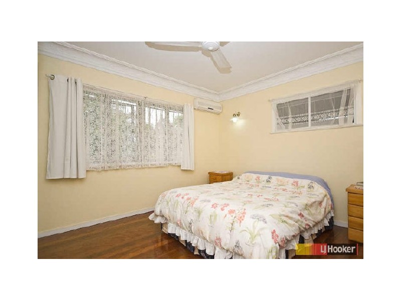 12 Cuthbert Street, Aspley QLD 4034