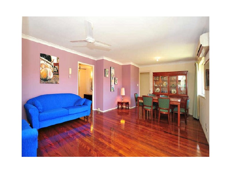 8 Lawrence Road, Chermside West QLD 4032
