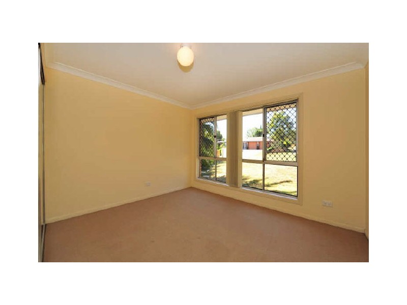 4 Lucas Court, Kallangur QLD 4503