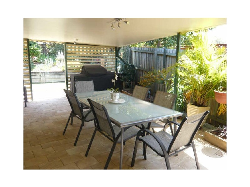 5 Red Deer Court, Chermside West QLD 4032